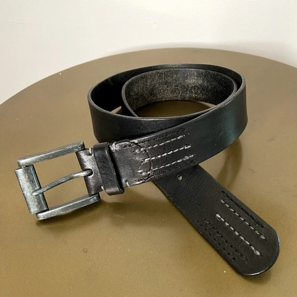 Vintage Black Leather w/gunmetal gray buckle belt